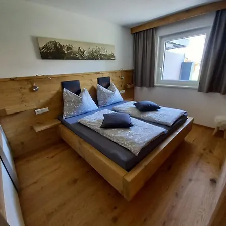 Tiroler Haus Petra Lägenhet *