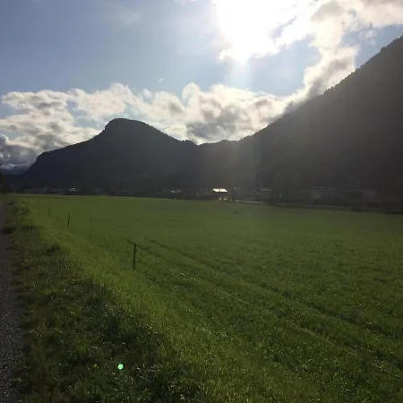 Tiroler Haus Petra דירה