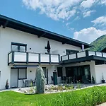 Tiroler Haus Petra * 布肯