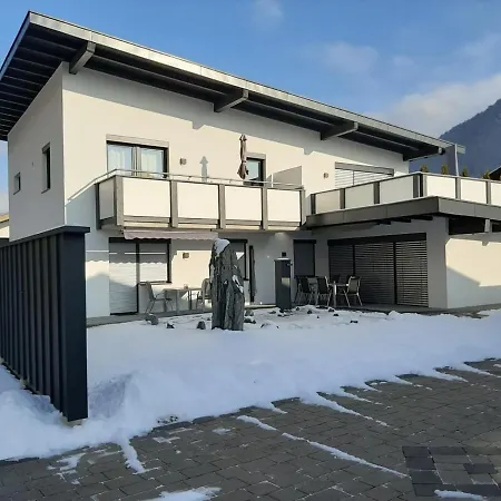 Tiroler Haus Petra בוכן